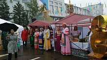 В Улан-Удэ на площади Советов празднуют столетие Бурятии