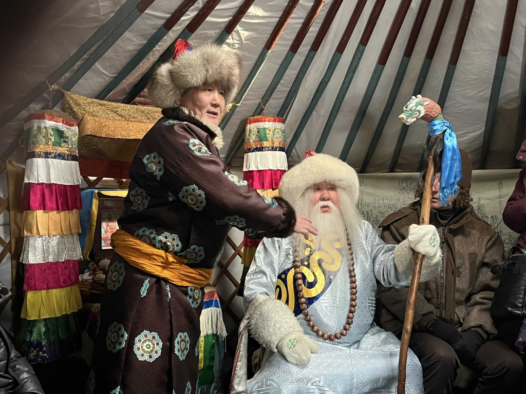 uVjU1LYgIh0.jpg uVjU1LYgIh0.jpg