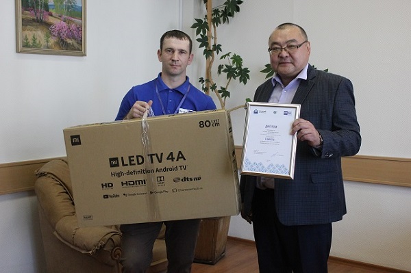 Сергеев с призом.jpg Сергеев с призом.jpg