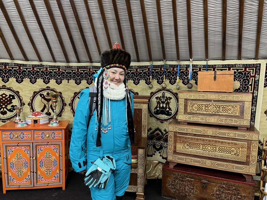 Pv_ZoV9iwKE.jpg Pv_ZoV9iwKE.jpg