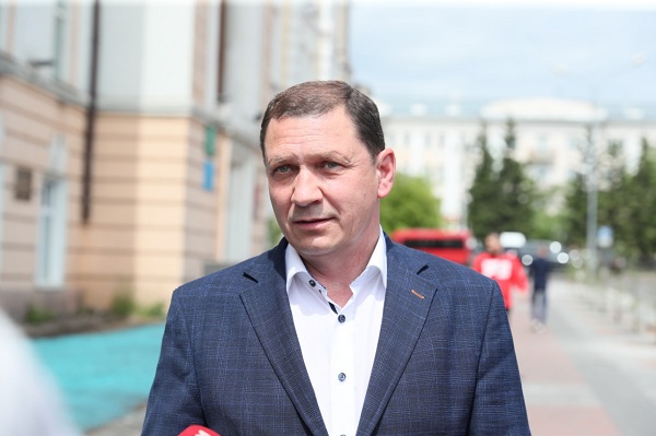 шутенков_Фото мэрия июнь 2020.jpeg шутенков_Фото мэрия июнь 2020.jpeg