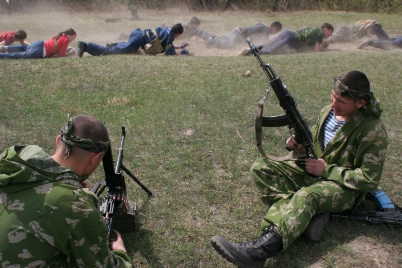 Инструкторы по военному воспитанию детей в Бурятии проходят подготовку в Чечне
