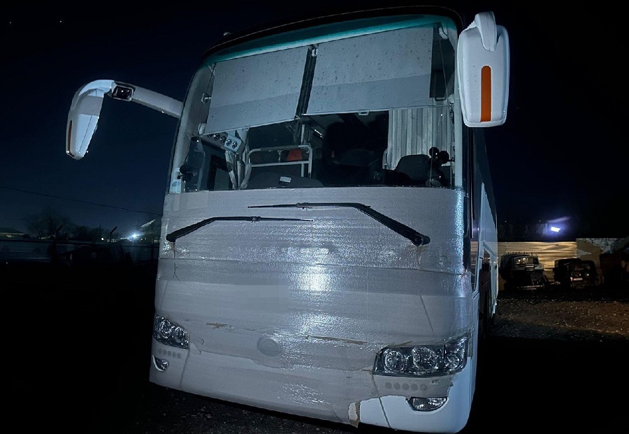 Пьяный водитель автобуса пытался дать взятку ГИБДД в Бурятии