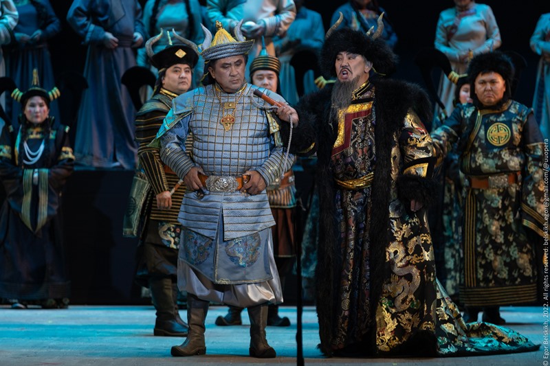 В Улан-Удэ к Сагаалгану покажут национальную оперу «Энхэ-Булат батор»