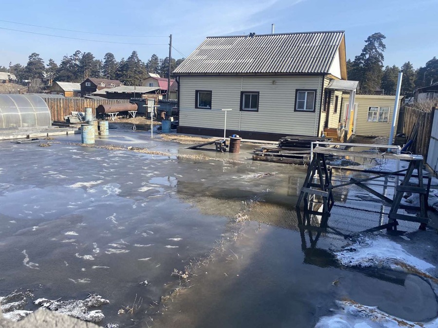 В Улан-Удэ из-за паводка затопило жилые дворы