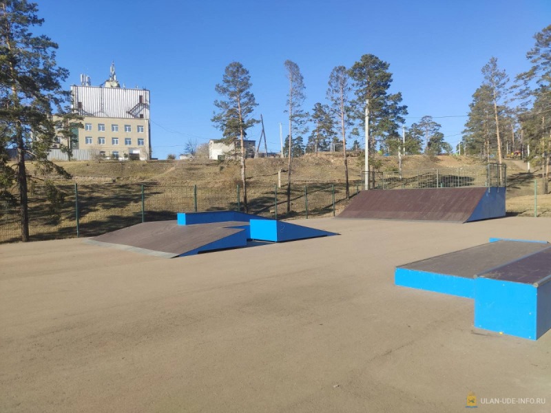 В парке Улан-Удэ построили новую скейт-площадку