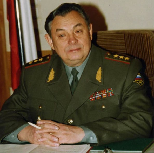 В Улан-Удэ установят бюст генералу-полковнику Матвею Бурлакову