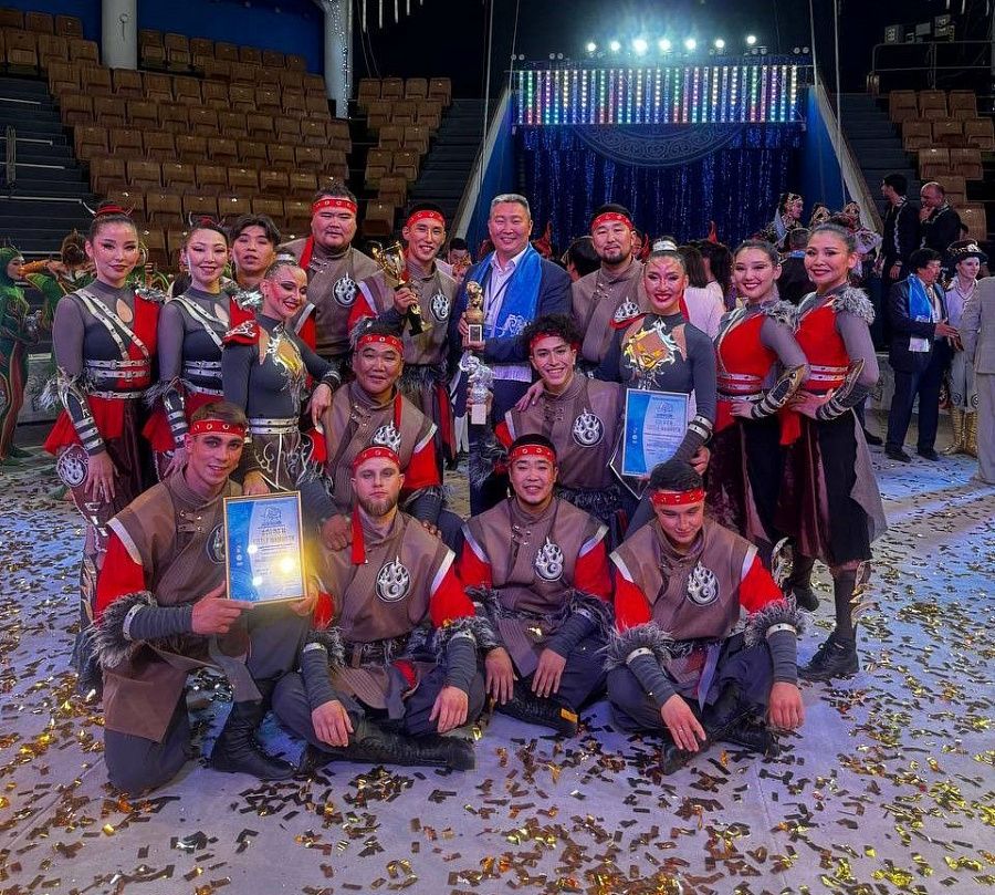 Артисты цирка Бурятии привезли победу с международного фестиваля «Мамонтенок»