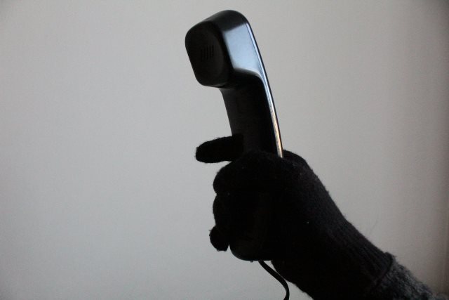 В Бурятии оператор сотовой связи выплатит 600 тысяч за звонок мошенника