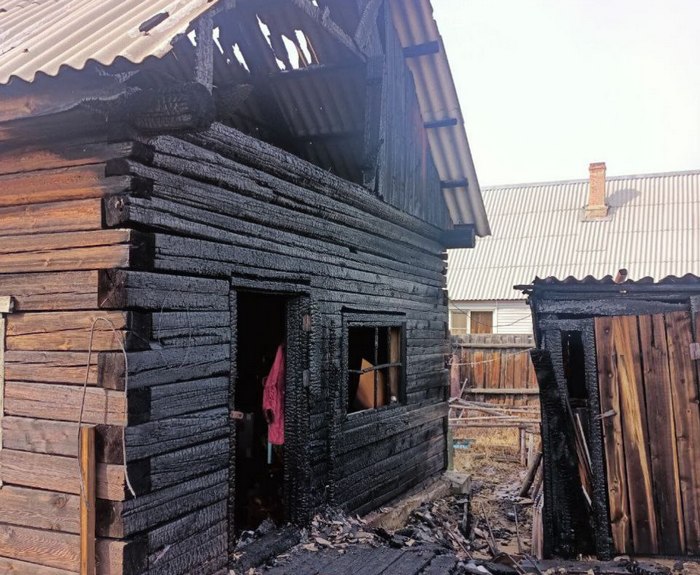 В Улан-Удэ в пожаре пострадала бабушка