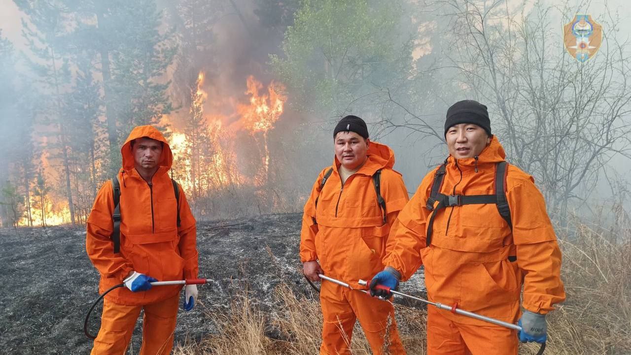 В Муйский район стягивают подкрепление пожарных с Бурятии