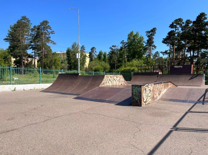 В Улан-Удэ отремонтировали скейт-площадку в парке Орешкова