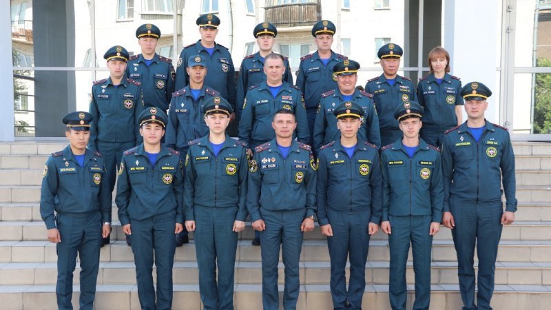 В Бурятии выпускники российских вузов МЧС заступили на службу