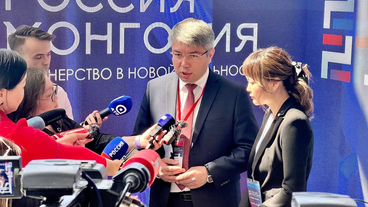 Россия и Монголия обсуждают расчеты в тугриках