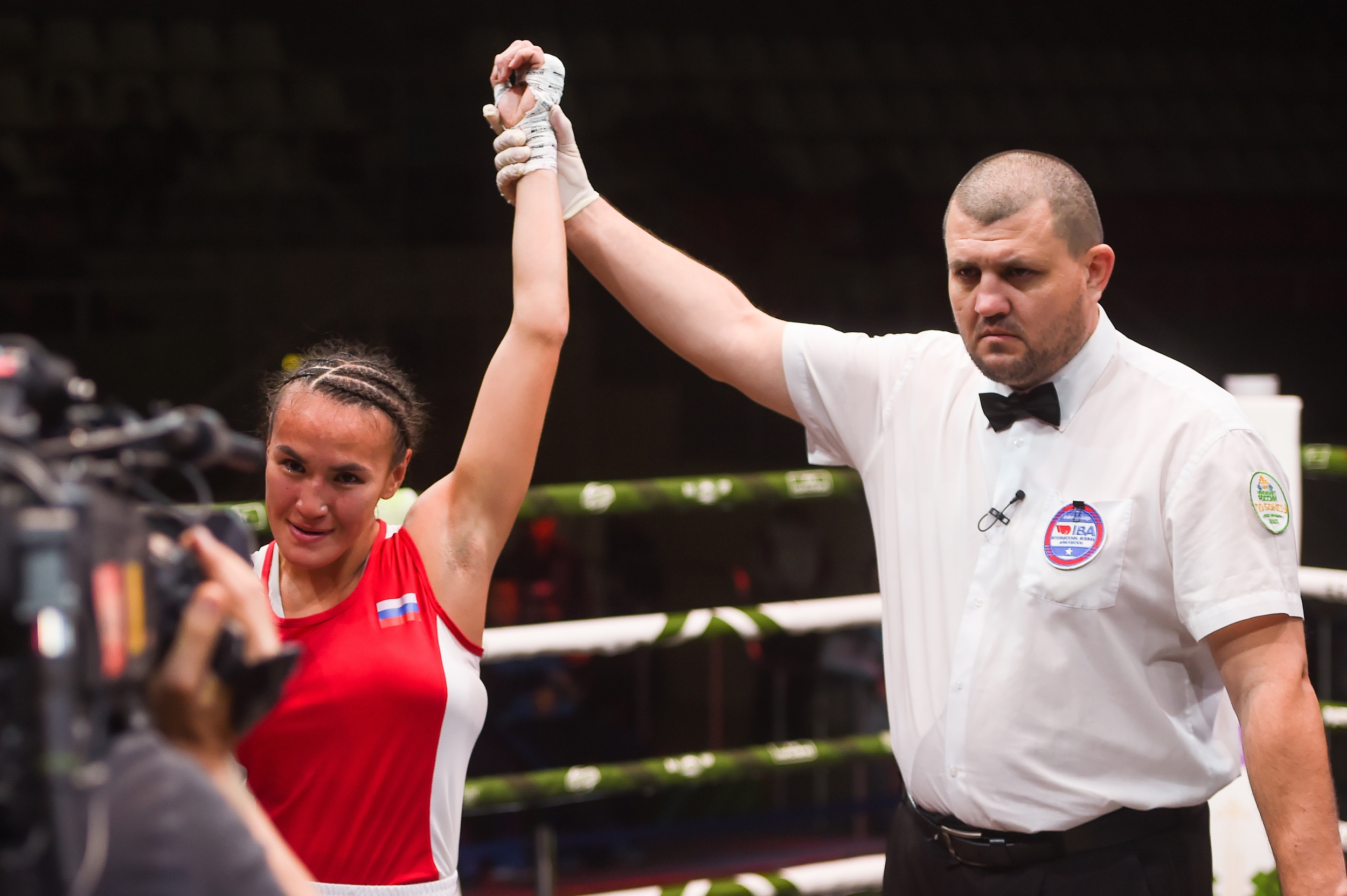 Две спортсменки из Бурятии вышли в полуфинал чемпионата России по боксу