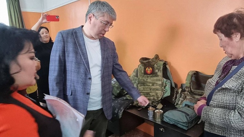 Полпред ДФО и глава Бурятии посетили будущий центр военно-спортивной подготовки