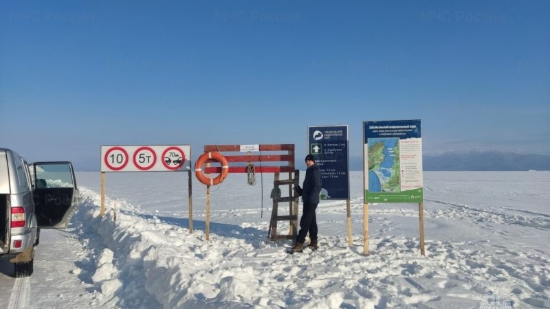 В Баргузинском районе запустили 7 ледовых переправ на Байкале
