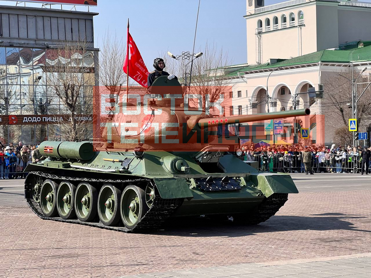 Парад Победы проходит сегодня в Улан-Удэ 