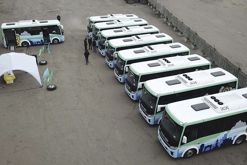 В Улан-Удэ прибыла первая партия новых автобусов