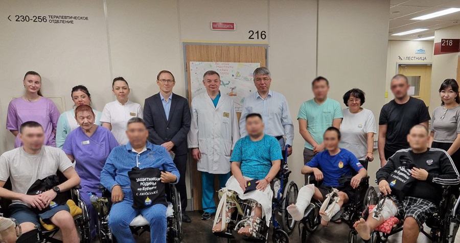 В Бурятию прибыли врачи госпиталя для ветеранов войн из Санкт-Петербурга