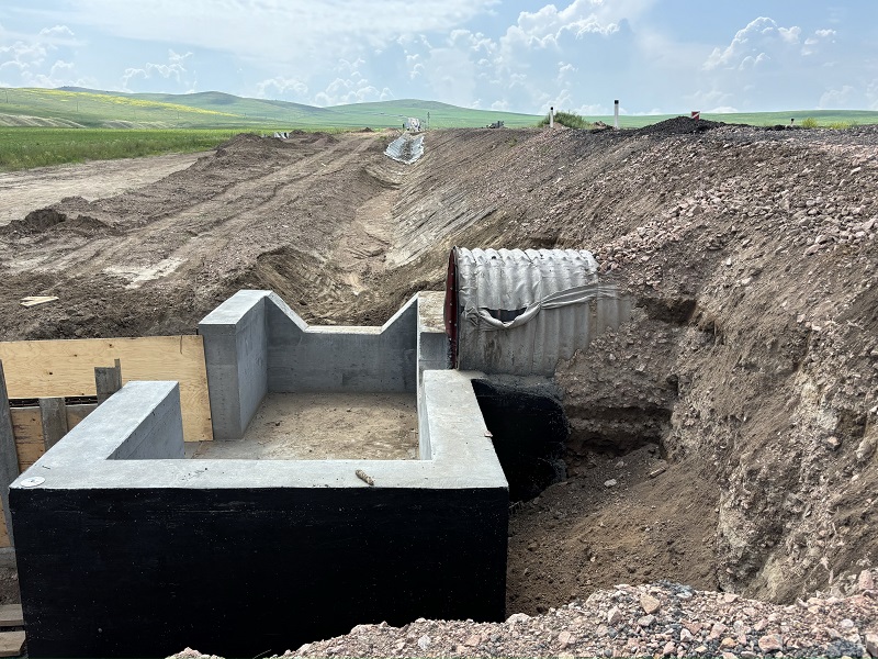 В Бурятии ремонтируют водопропускную трубу на трассе «Байкал» 
