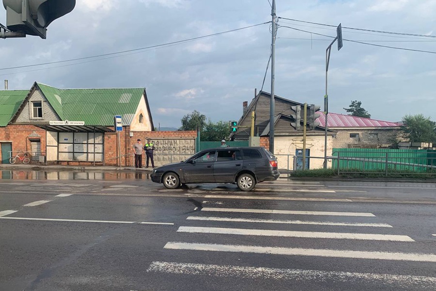 В Улан-Удэ водитель на «зебре» сбил 9-летнего ребенка с велосипедом