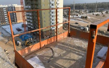 В Улан-Удэ строитель из ближнего зарубежья упал с 10 этажа