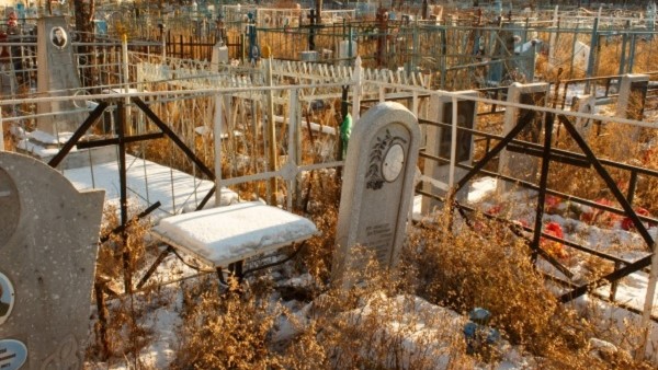 Проблемы жителей побережья Байкала с кладбищами решат поправками в закон