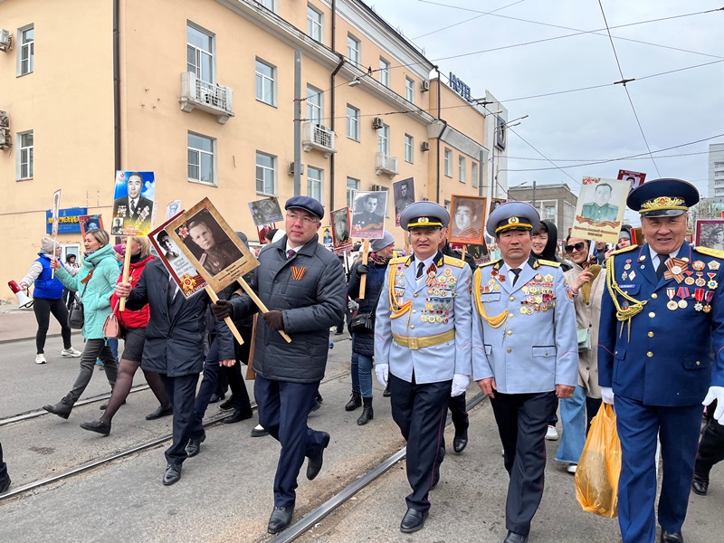 В России отменили очное шествие «Бессмертного полка»
