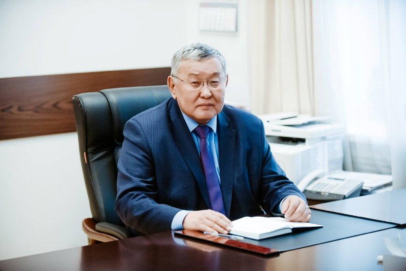 Официально: Баир Цыренов покинул пост в связи с уходом на пенсию