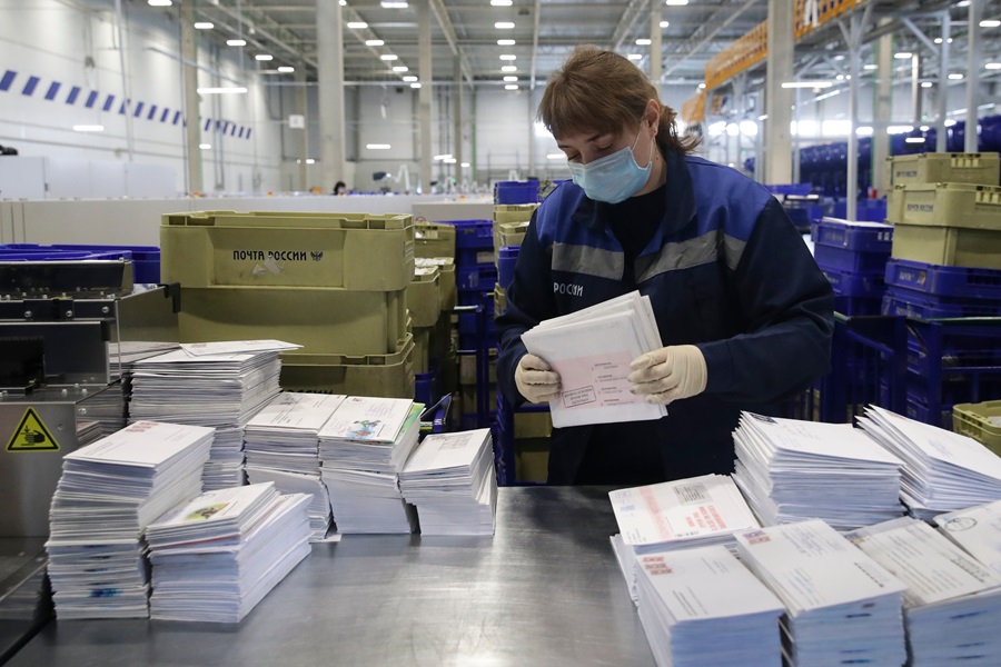 Более 250 тысяч писем со штрафами доставила почта водителям Бурятии