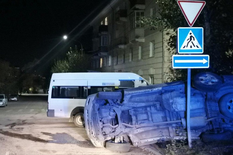 В Улан-Удэ в ДТП с автобусом пострадали подростки