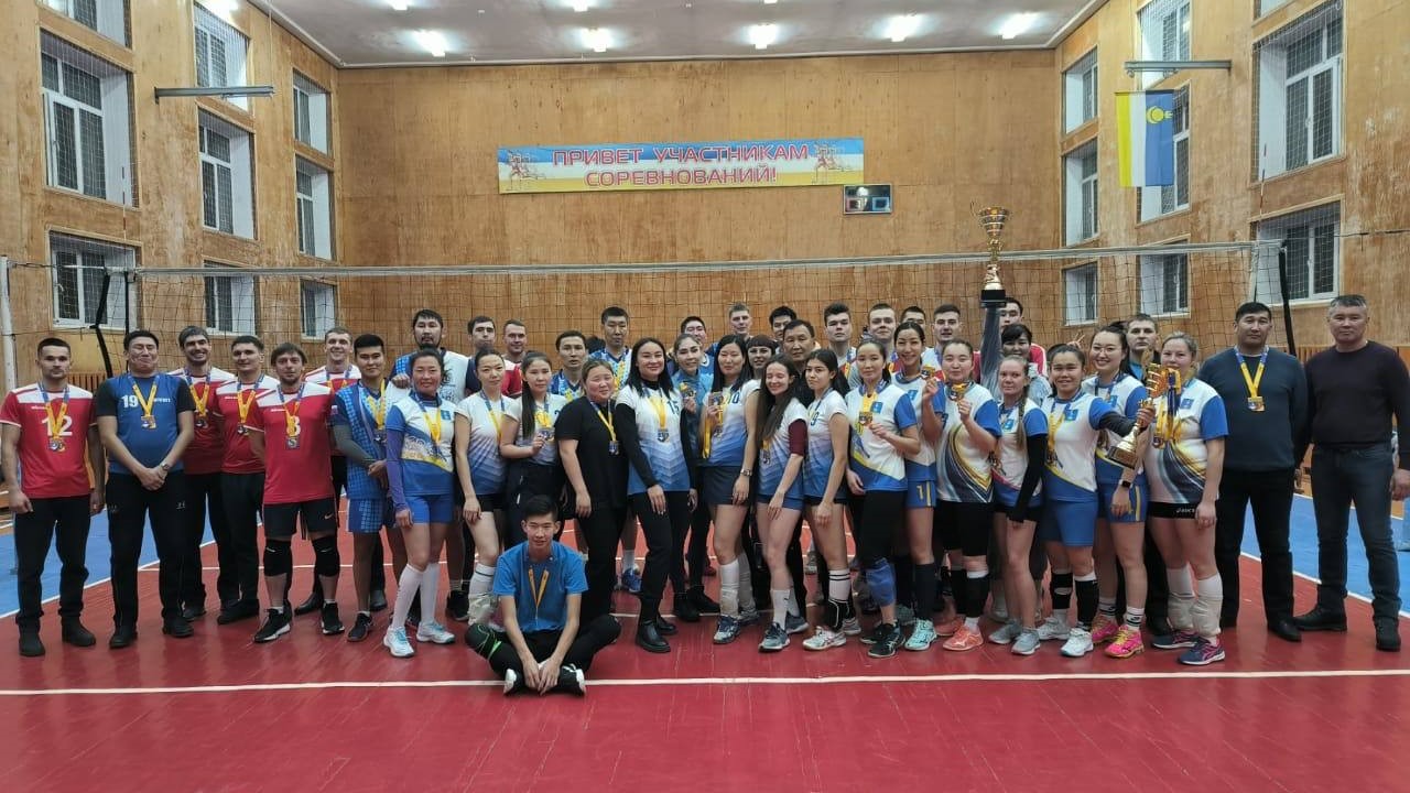 В Бурятии волейбольные команды отдали призовые на СВО