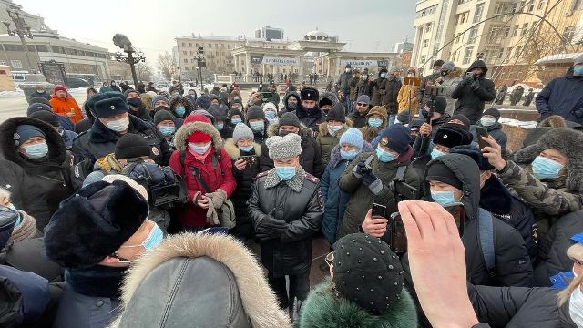 Прямой эфир улан удэ. Митинг 23 января 2021 Улан-Удэ. Митинг в Улан Удэ 23 января. Митинг Навальный Улан Удэ. Протесты в Улан Удэ.