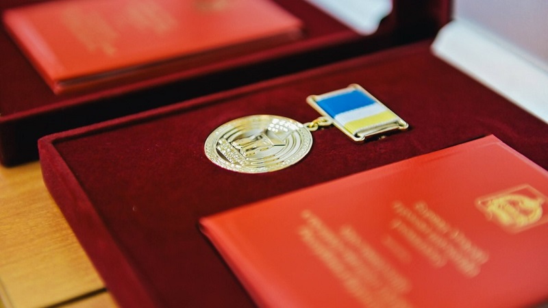 В Бурятии волонтеров, доноров и активистов ТОС будут награждать медалями «По зову долга и сердца»