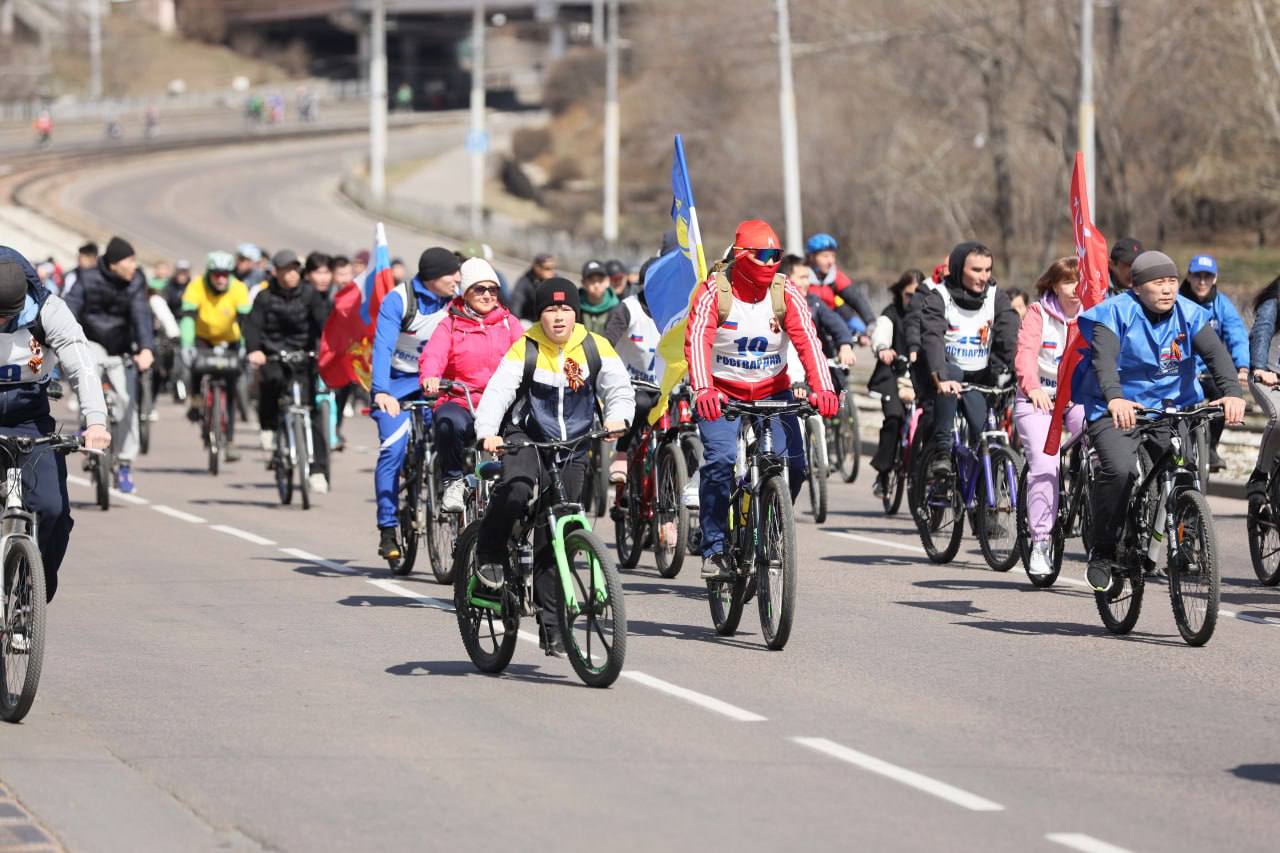 Более 1000 велосипедистов приняли участие в велопробеге в Улан-Удэ