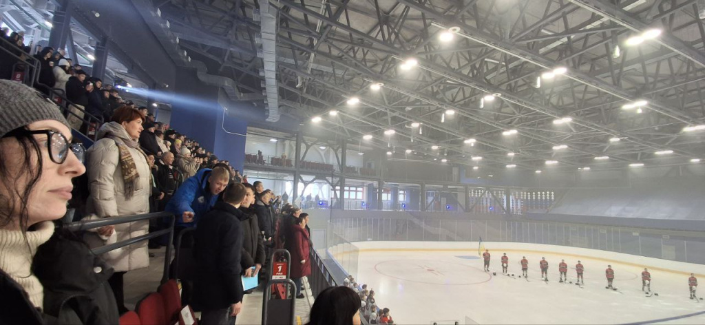 ледовый дворец 2.jpg ледовый дворец 2.jpg