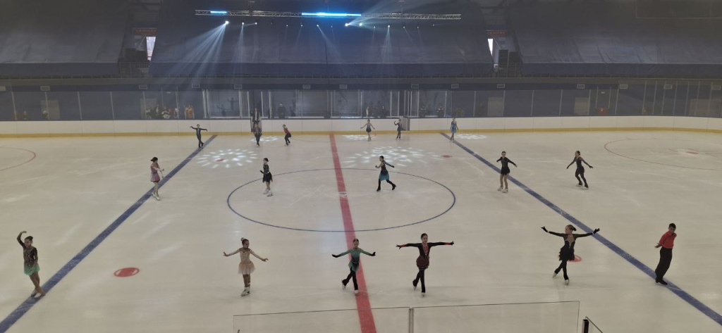 ледовый дворец 3.jpg ледовый дворец 3.jpg