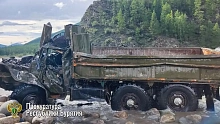 Прокуратура Бурятии взяла под контроль расследование трагедии с опрокинувшимся грузовиком