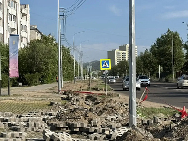 В Улан-Удэ на Бабушкина начали готовить основание для третьей полосы движения