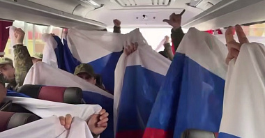 В Бурятии на Пасху боец вернулся домой из плена