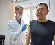 В Улан-Удэ лесников привили от клещевого энцефалита