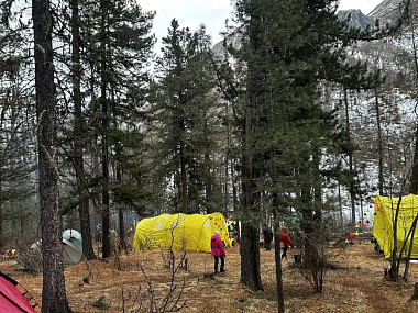 В Бурятии следователи установили личности туристов, попавших под лавину