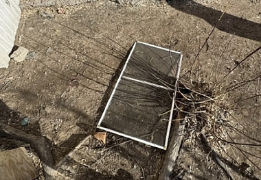 Мама спала, малыш забрался на окно и выпал: стали известны подробности трагедии в Улан-Удэ 