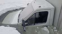 В Бурятии под лед ушел автомобиль