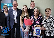 В Бурятии с 95-летним юбилеем поздравили жительницу села Багдарин