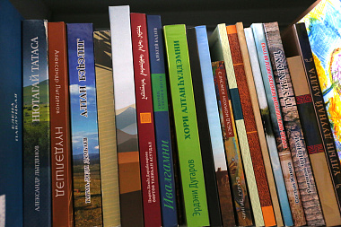 В Бурятии проходит отбор лучших книг на Алтаргану