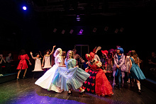 В Улан-Удэ стартовал фестиваль школьных театров «Серебряный колокольчик»