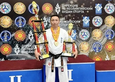 Каратист из Бурятии стал двукратным чемпионом Азии
