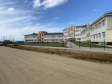 В районе Бурятии обустроят парковку у многострадальной школы